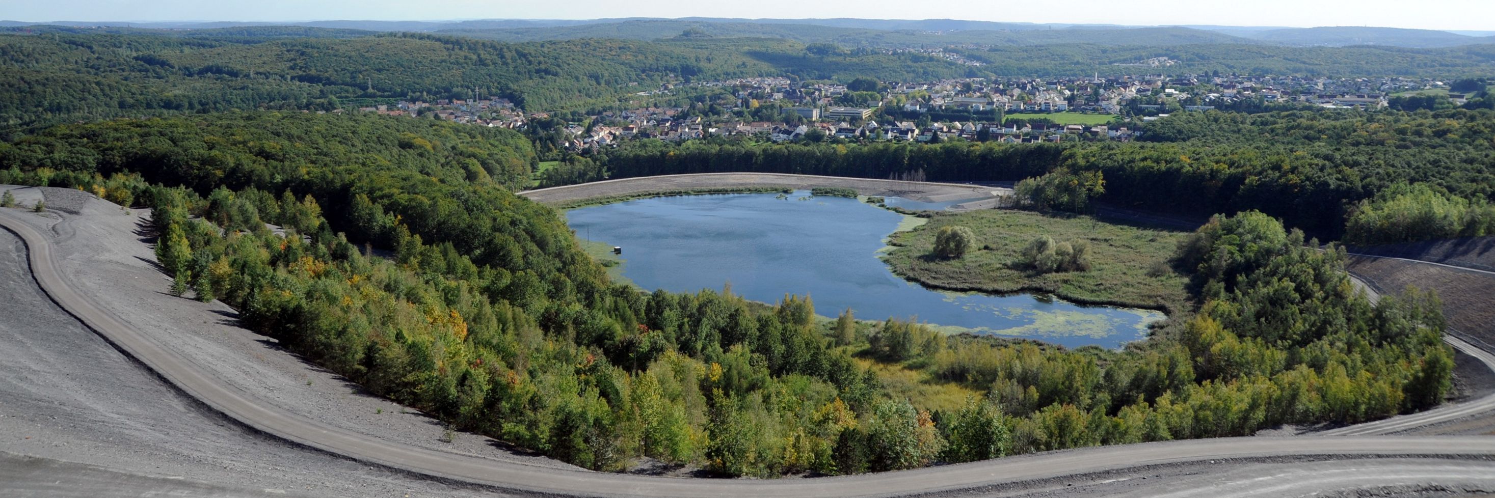 Bergbaufolgelandschaft bei Drosen in Ostthüringen Grafik